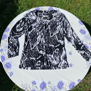 ADDITIONS by chico’o size 1 black and white blouse one top button Silky fabric